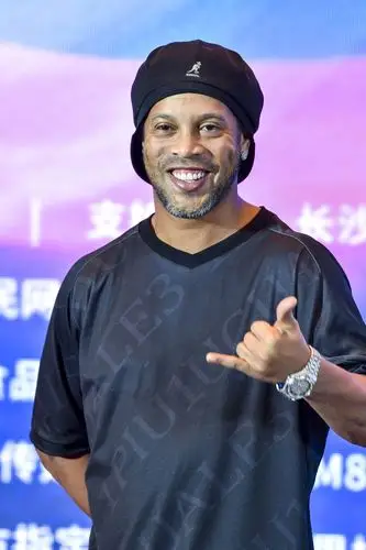 樊振東